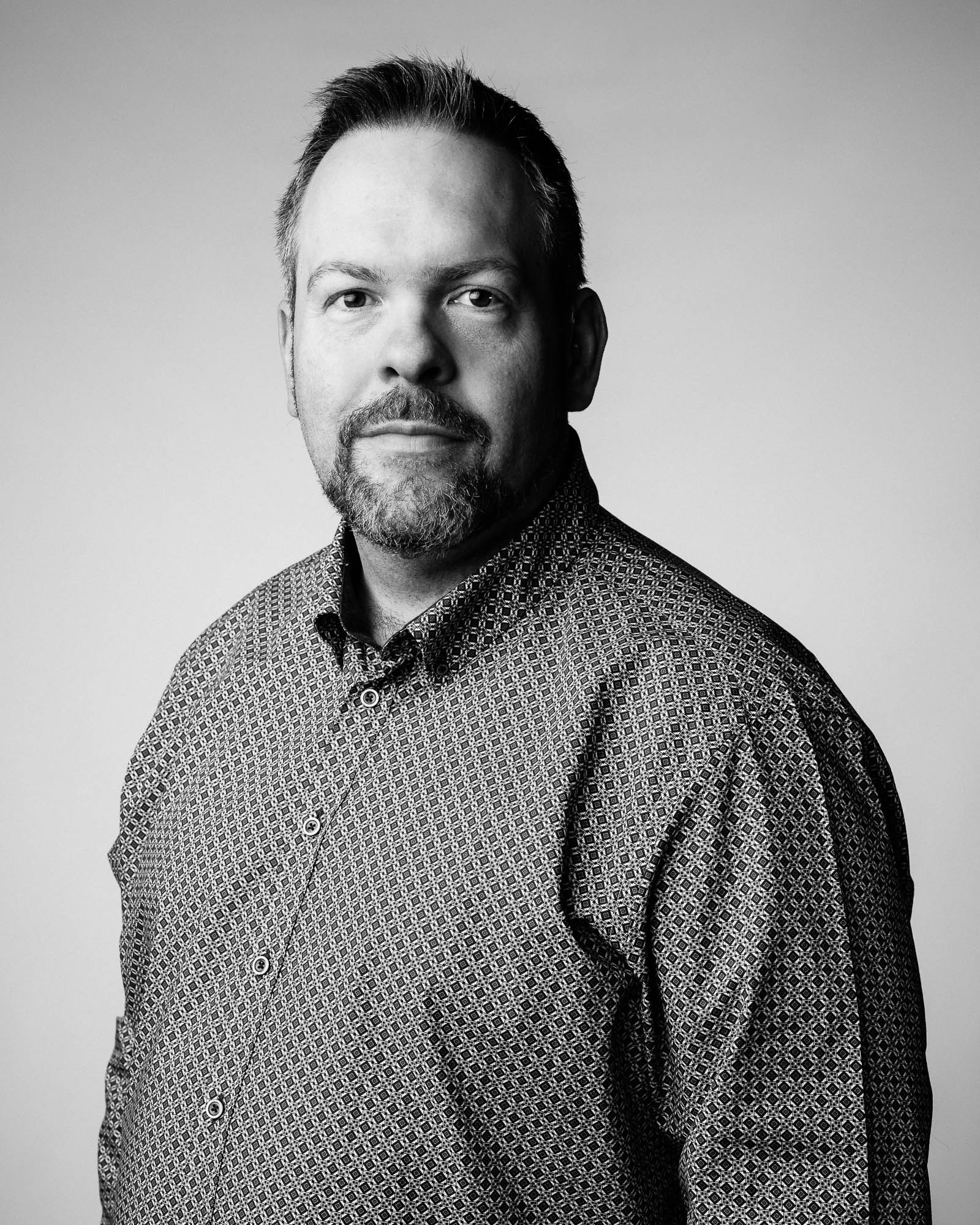 Export x3 Headshots Alexander05895 Bearbeitet Capture 2